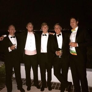 Meet your Posher, Joe